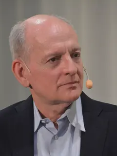 Portrait of Stuart Russell